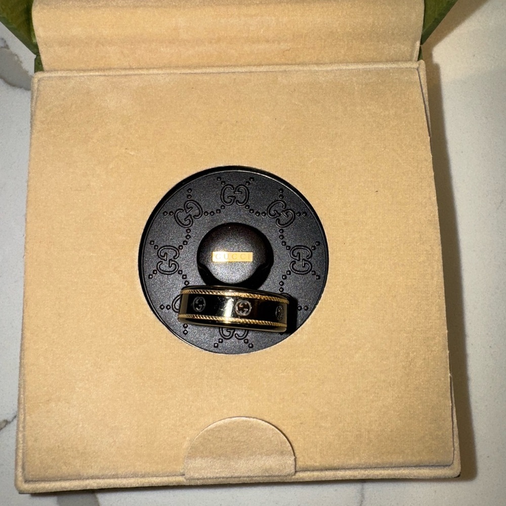 Gucci Oura ring US 7 - Used - Still in great condition - Picture 3 of 6